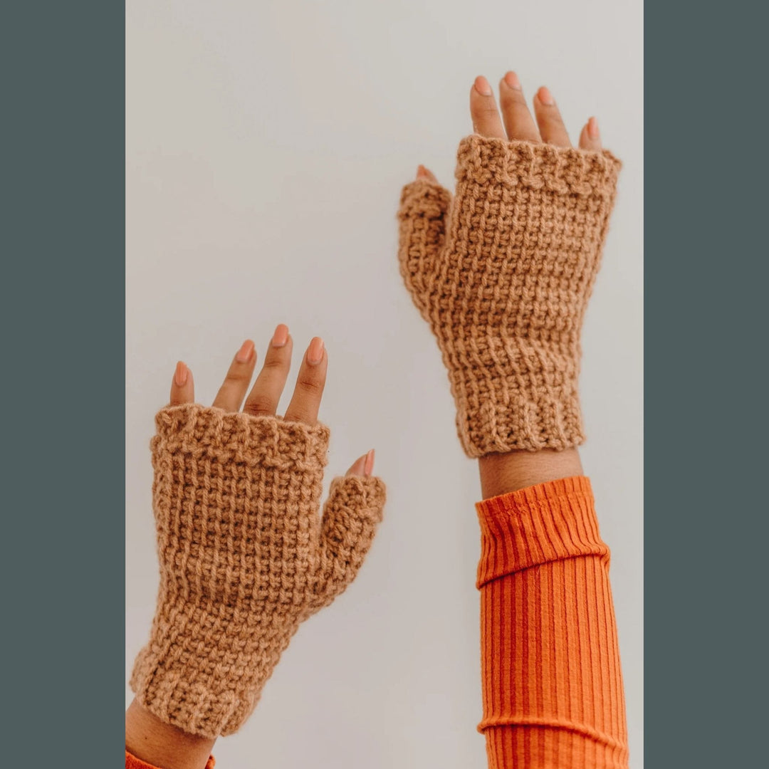 The Tunisian Crochet Handbook: A Beginner's Guide by Toni Lipsey
