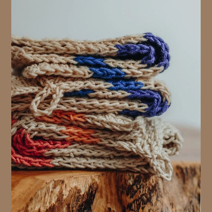 The Tunisian Crochet Handbook: A Beginner's Guide by Toni Lipsey