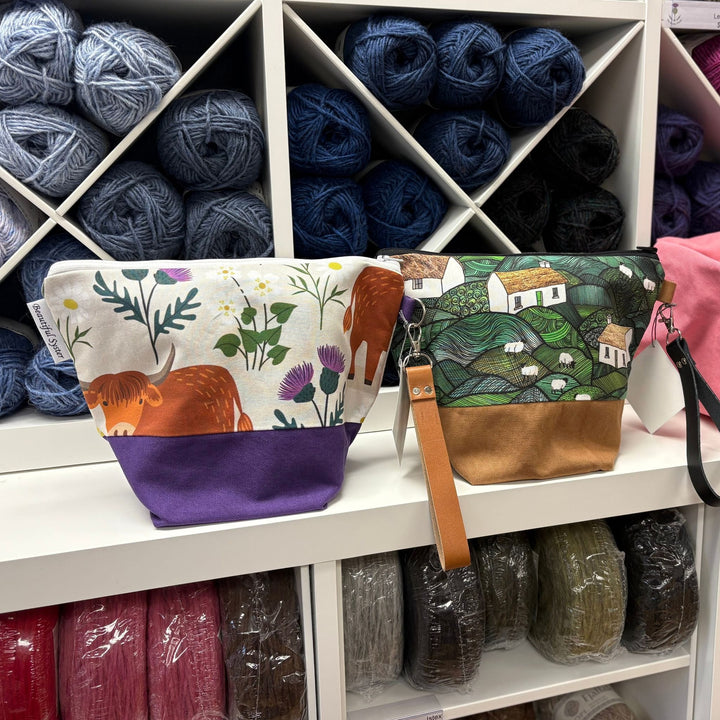 Hillary - Beautiful Syster Project Bag