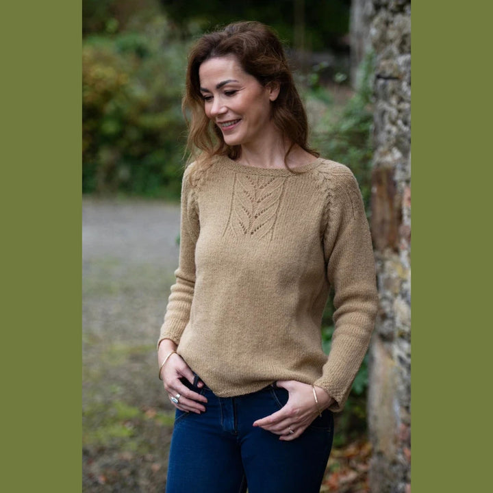Harvest Sweater in Ériu Elements DK