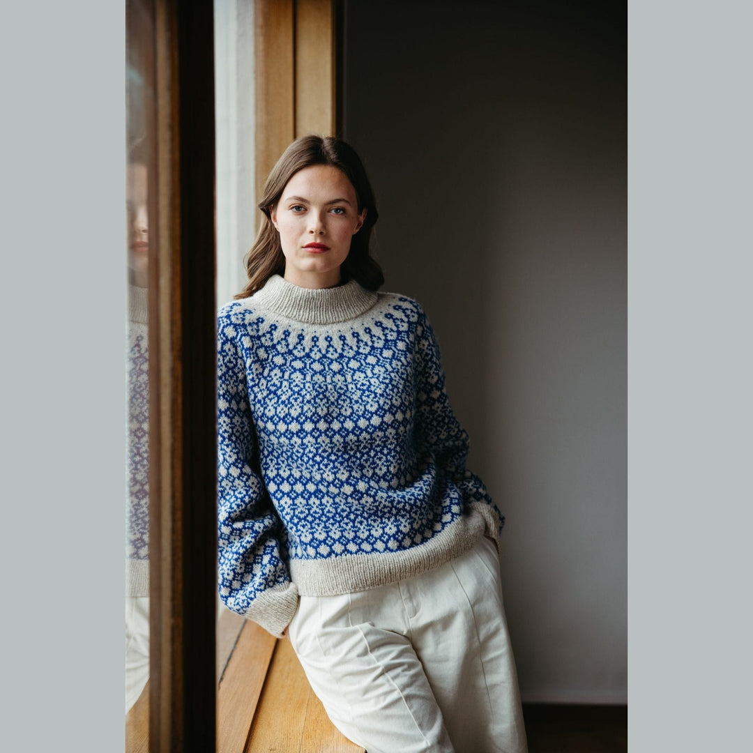 Efterår No 8 Sweater by Anne-Sophie Nørby Velling in Hillesvåg Ask