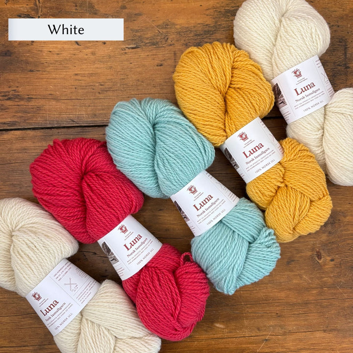 Bliss by Une Cecilie in Hillesvåg Luna