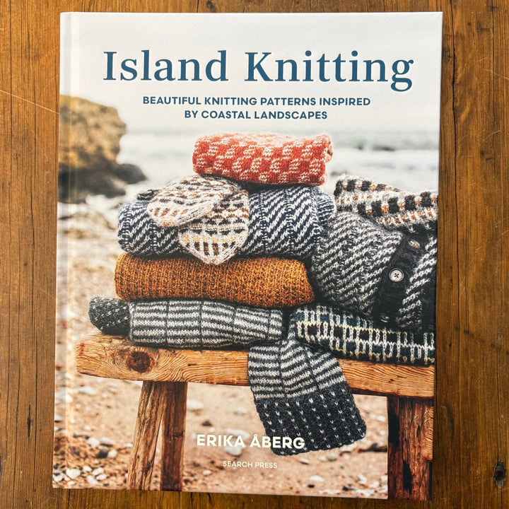 Island Knitting by Erika Åberg