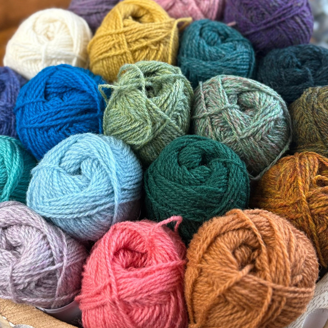 Jamieson & Smith 2 ply Jumper Weight Yarn - COLORS