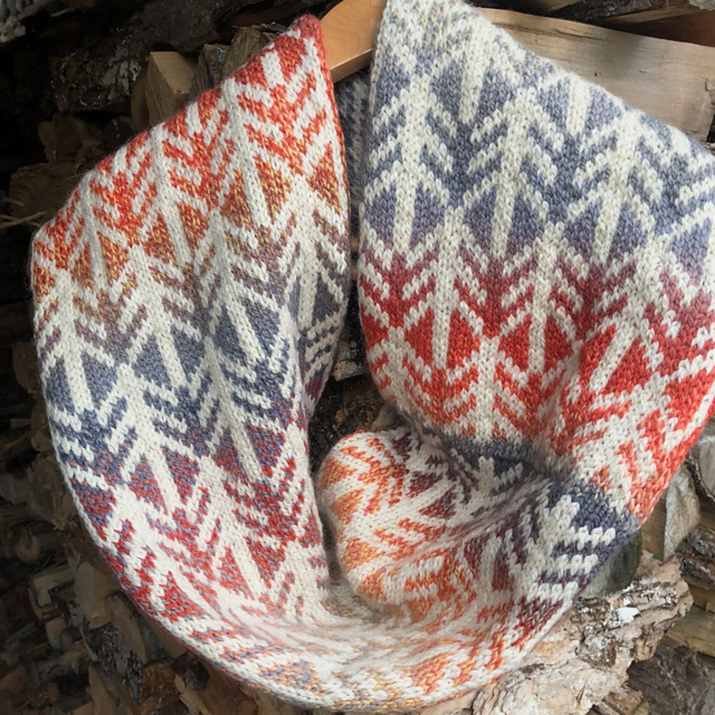 North Country Cowl by Mary O'Shea in Making Tracks