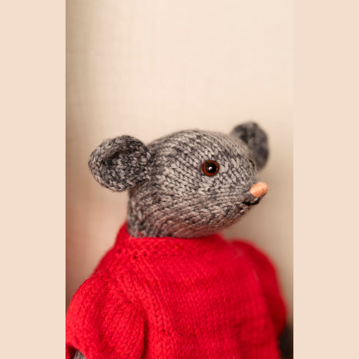 Chez Myrtil: More Seamless Friends to Knit and Love by Cinthia Vallet