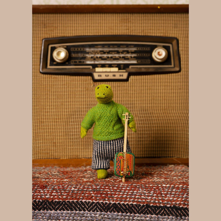 Chez Myrtil: More Seamless Friends to Knit and Love by Cinthia Vallet