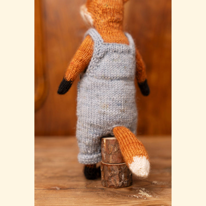 Chez Myrtil: More Seamless Friends to Knit and Love by Cinthia Vallet