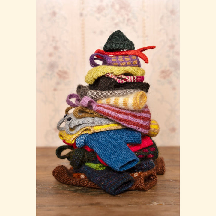 Chez Myrtil: More Seamless Friends to Knit and Love by Cinthia Vallet