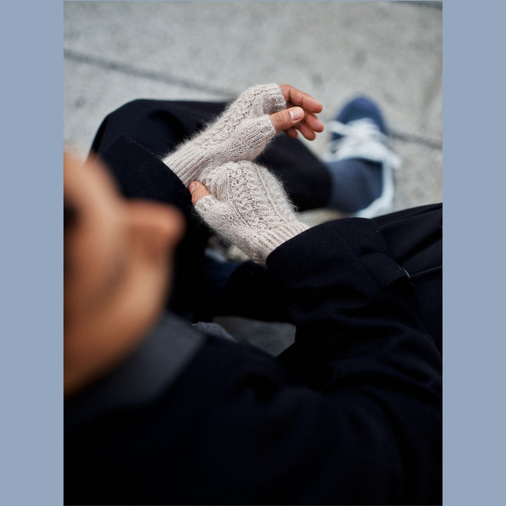 Foundations: 20 Knitted Accessories by Sari Nordlund