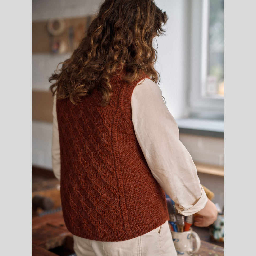 Kindred Knits: Patterns from my Estonian Family Archives by Aleks Byrd