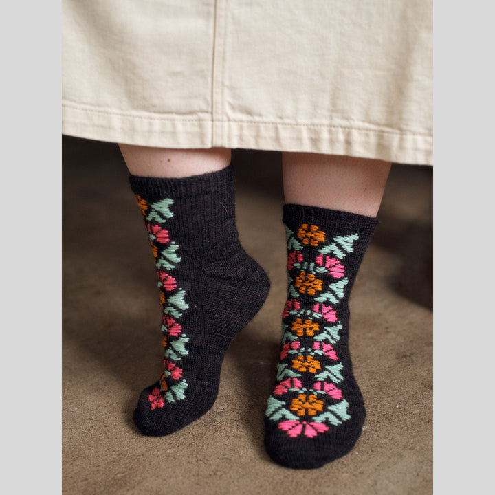 Kindred Knits: Patterns from my Estonian Family Archives by Aleks Byrd