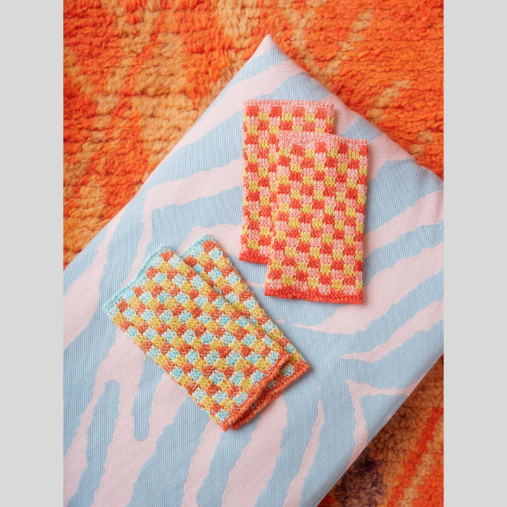 Let's Crochet! Issue 2 by Laine