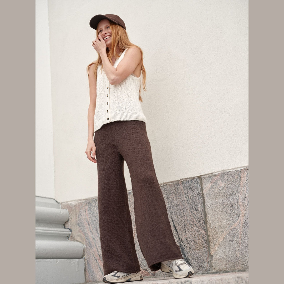Nordic Chic: Knitting a Modern Wardrobe by Leeni Hoimela