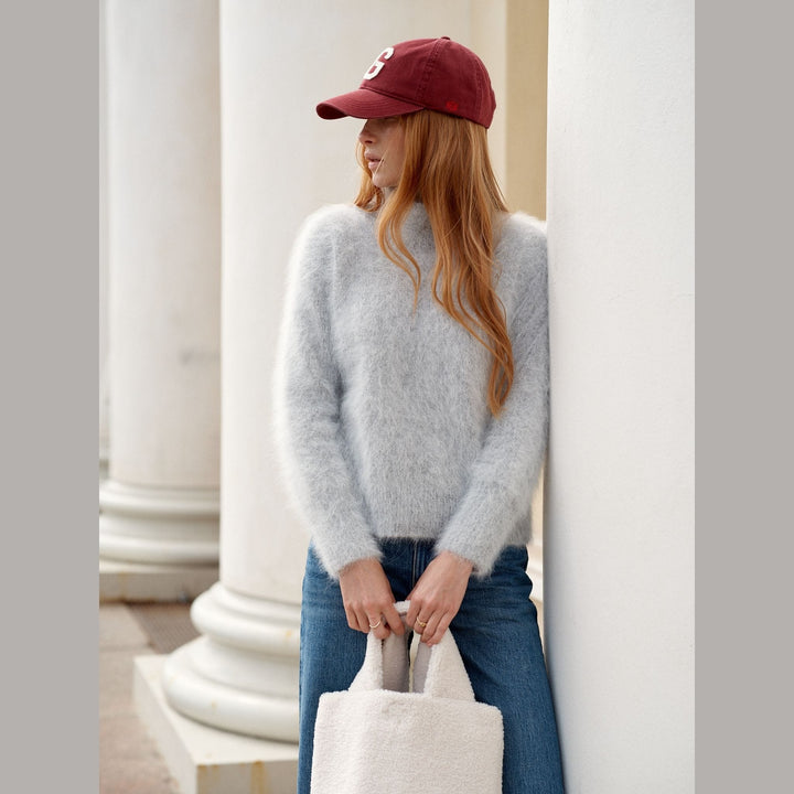 Nordic Chic: Knitting a Modern Wardrobe by Leeni Hoimela