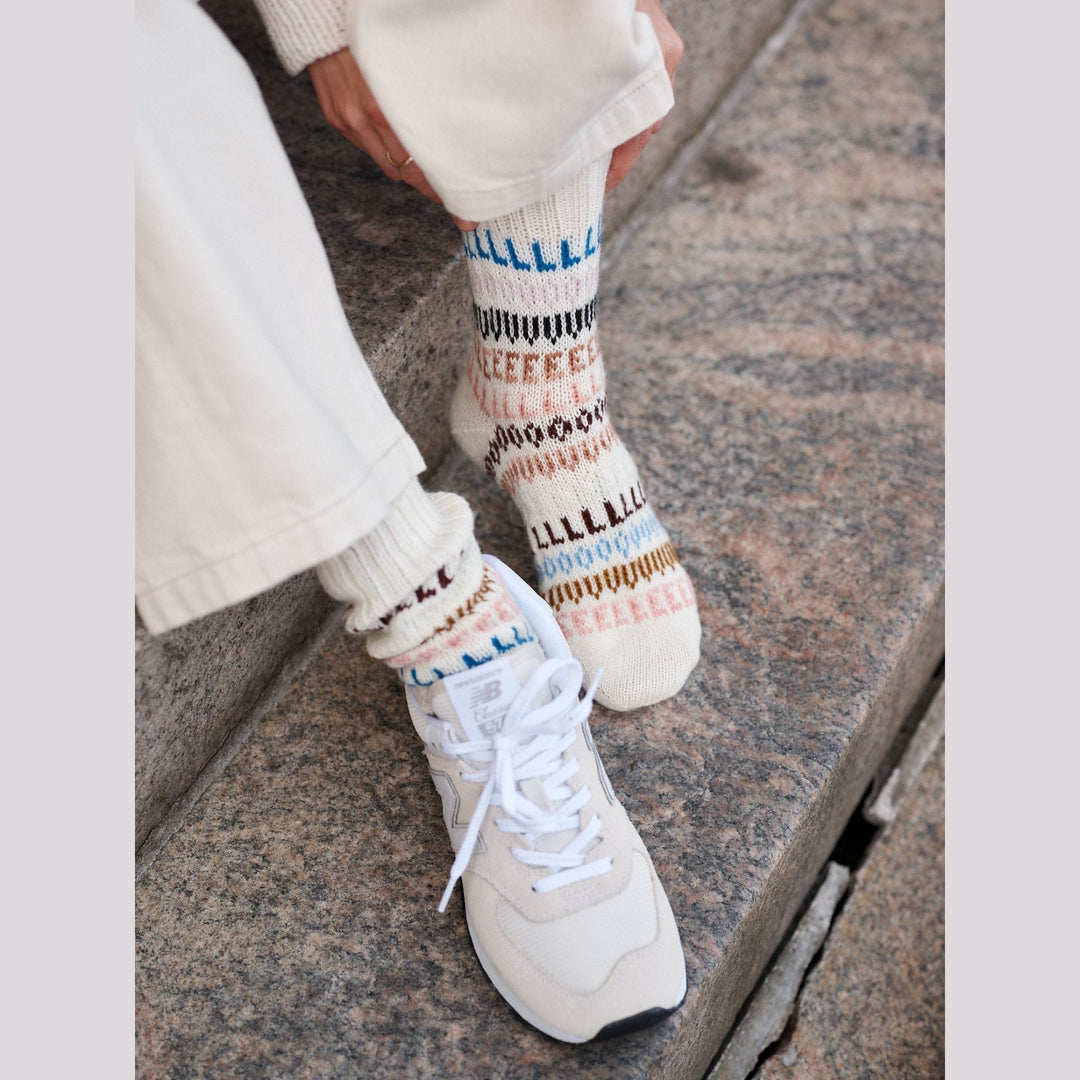Nordic Chic: Knitting a Modern Wardrobe by Leeni Hoimela