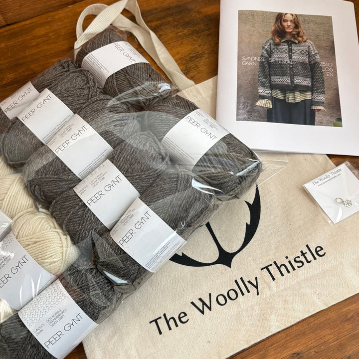 Setesdal Cardigan Ladies in Sandnes Garn Peer Gynt