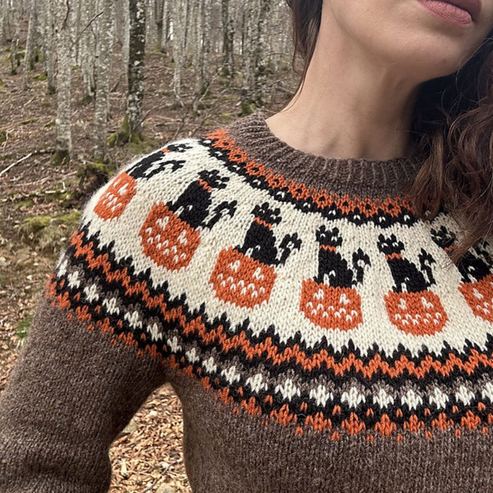 PumCat Sweater by Renarde Endormie in Strikkegarn