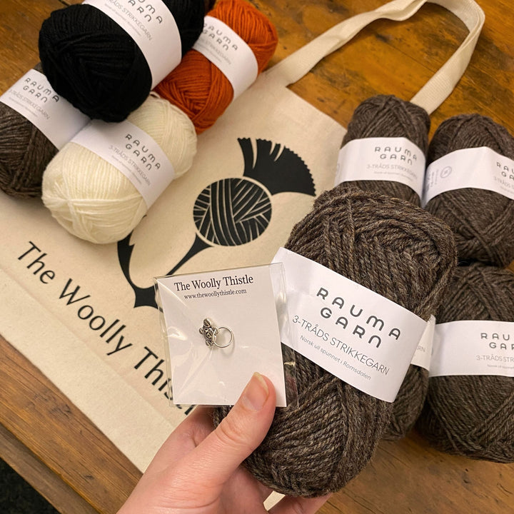 PumCat Sweater by Renarde Endormie in Strikkegarn