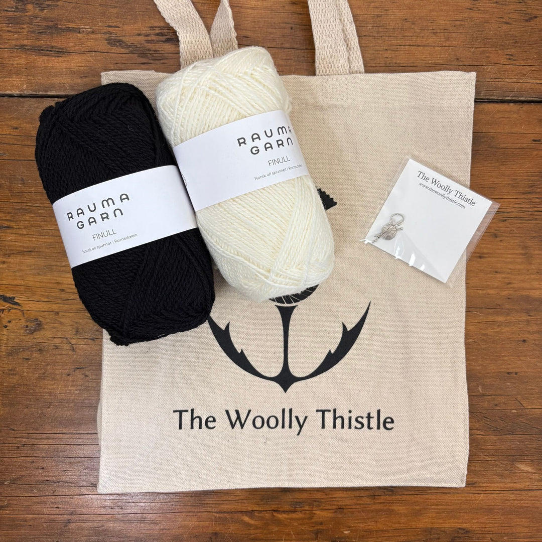 Pumpkin Spice Mittens by Anna Sjösvärd Knitwear in Finullgarn