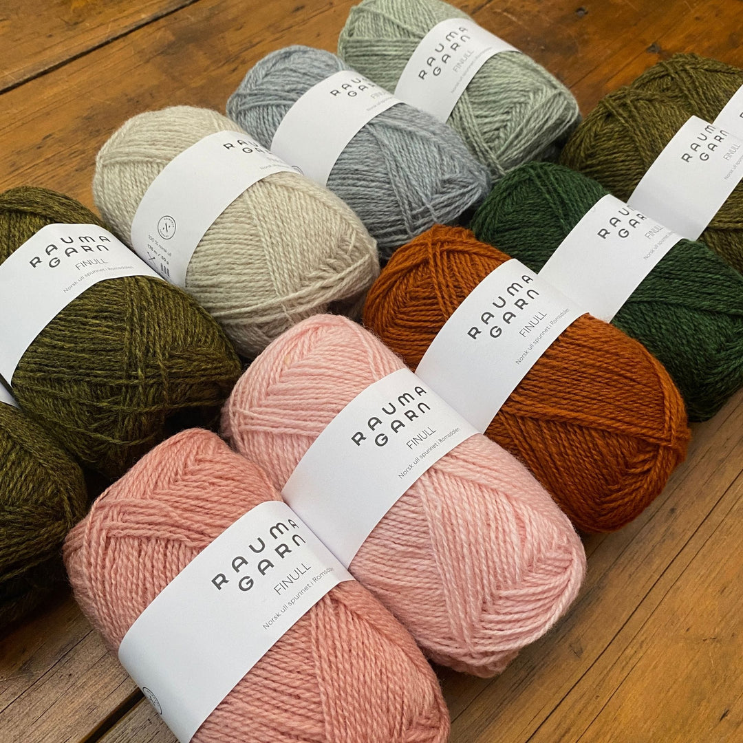 Othilie Cardigan by Kristin Wiola Ødegård in Finullgarn