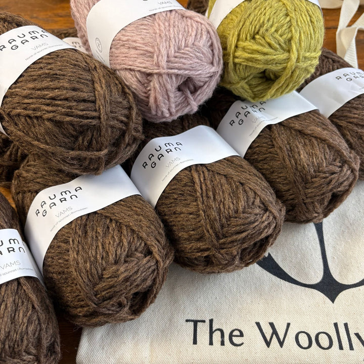 Yarrow by Melody Hoffman in Rauma Vams