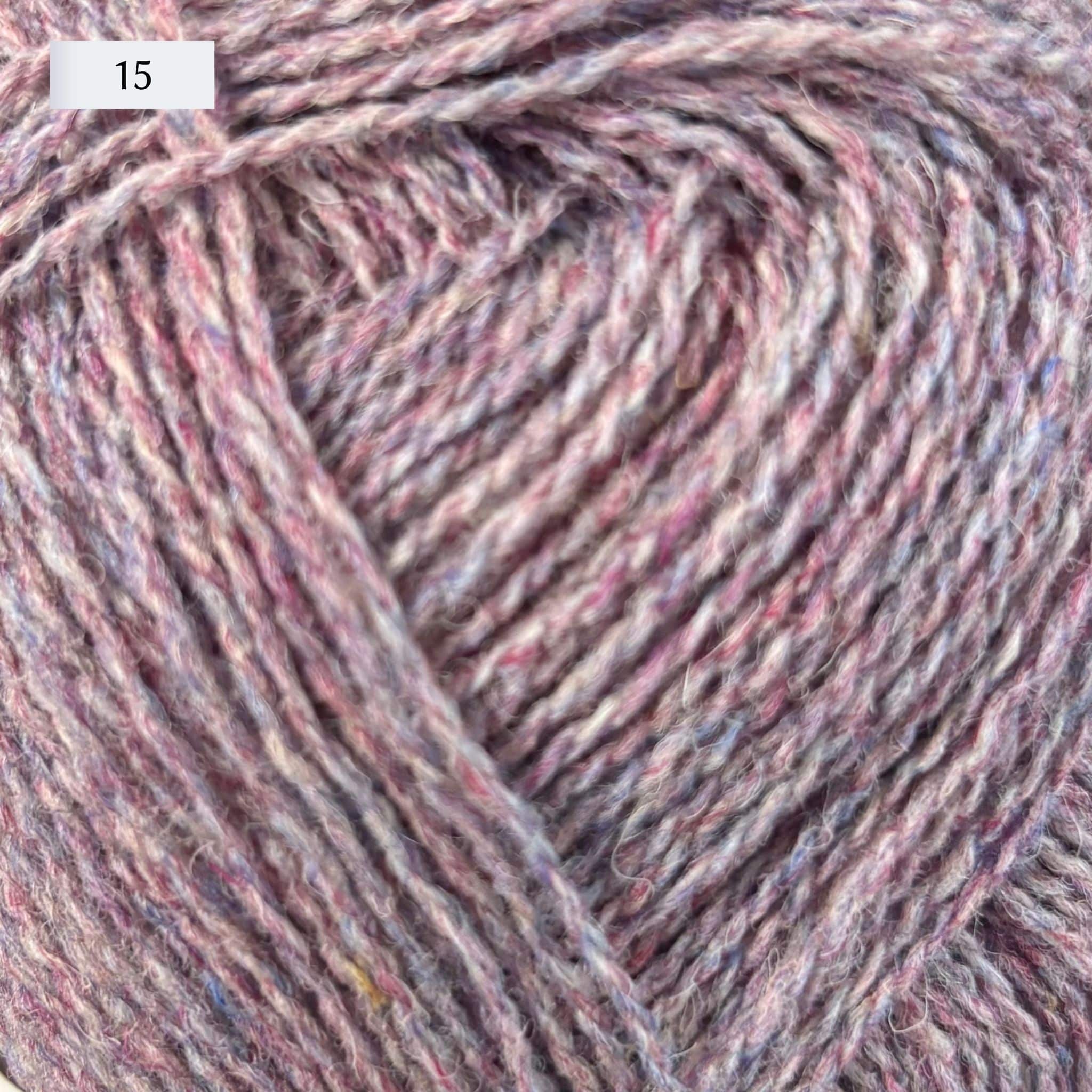 Retrosaria Pegulhal Fingering Weight Yarn