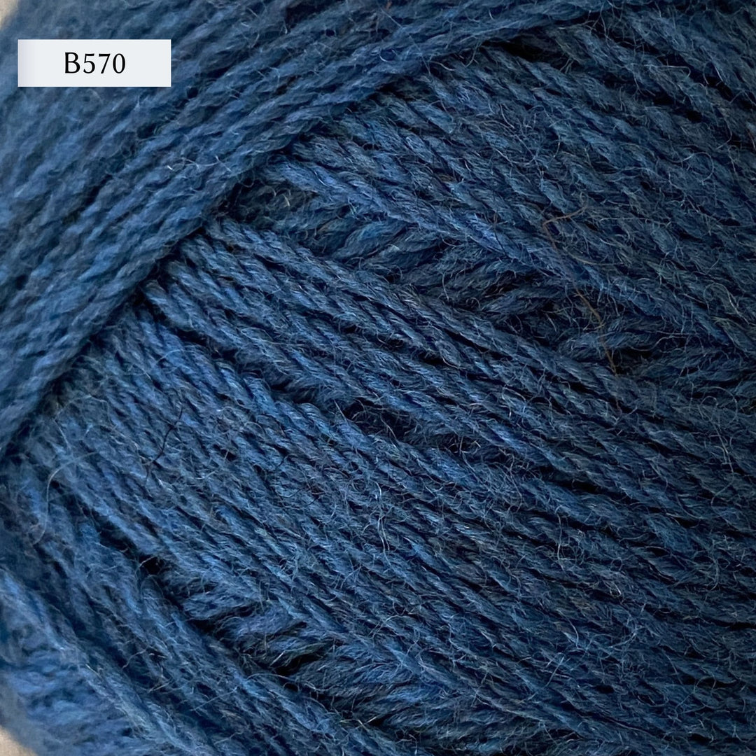 Retrosaria Mondim Fingering Weight Yarn