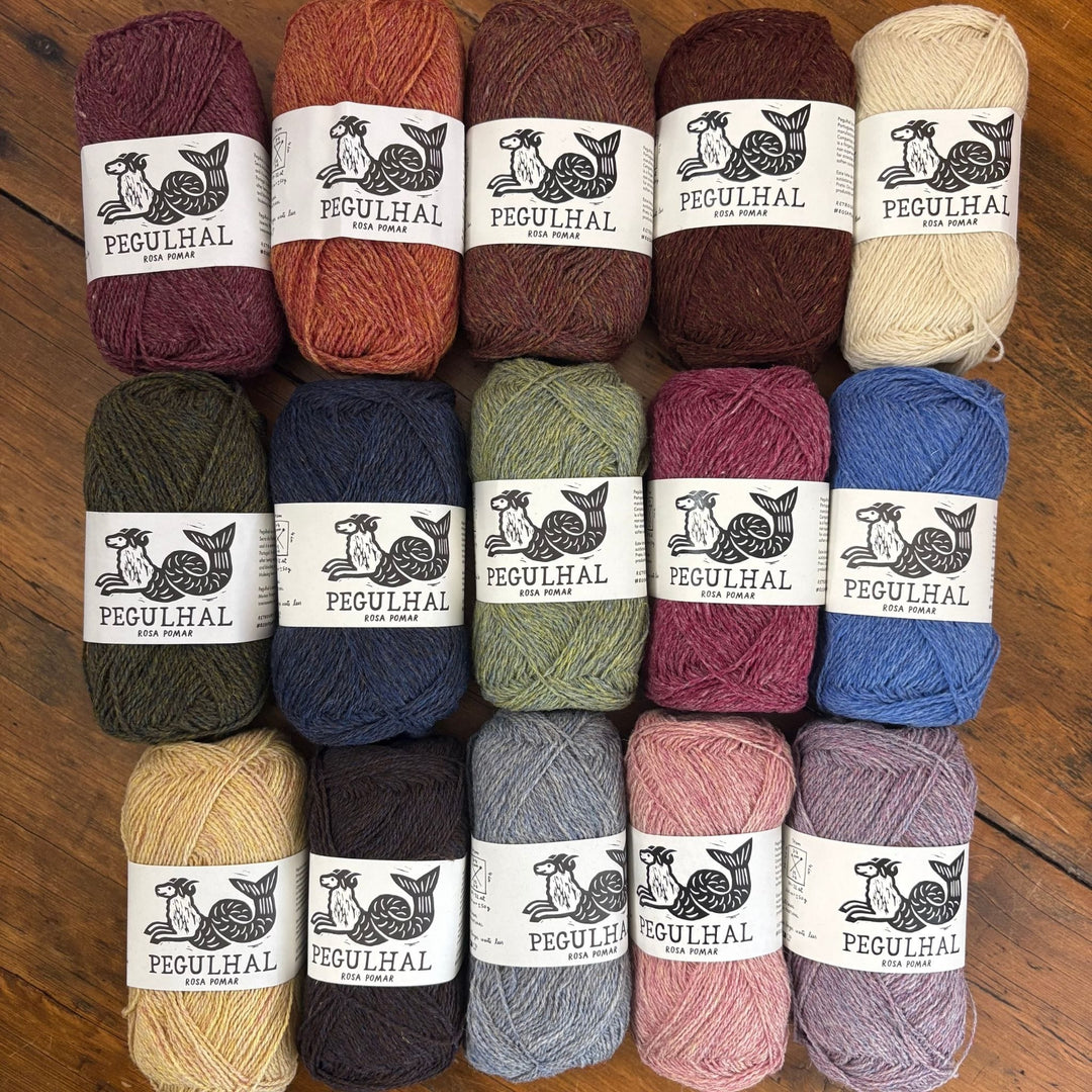 Retrosaria Pegulhal Fingering Weight Yarn