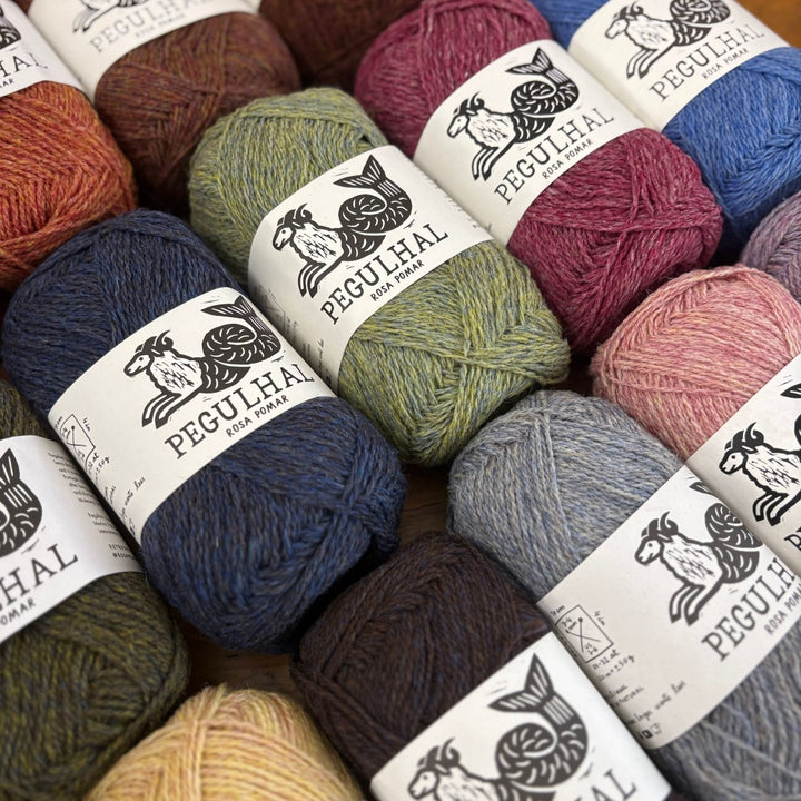 Retrosaria Pegulhal Fingering Weight Yarn