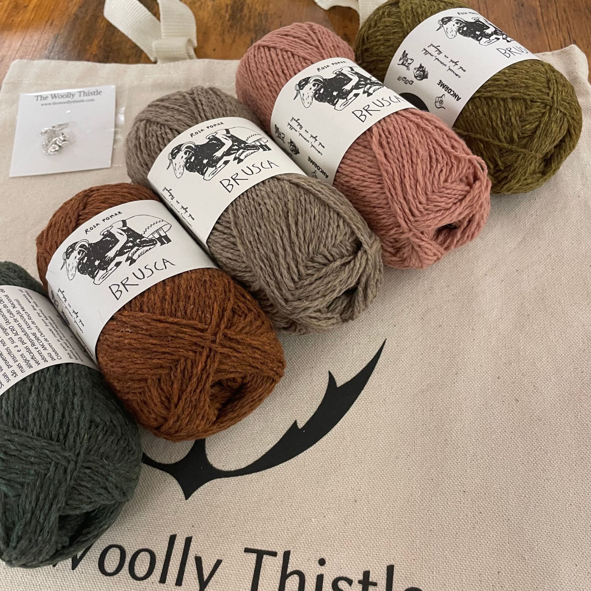 洋楽 KNIT WIT - DA KROW White Russian by Thea Colman in Brusca – The Woolly Thistle