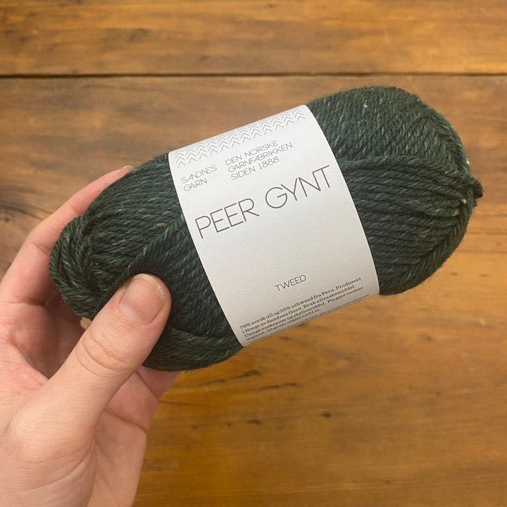 Beauly Sweater by Corinne Tomlinson in Sandnes Garn Peer Gynt
