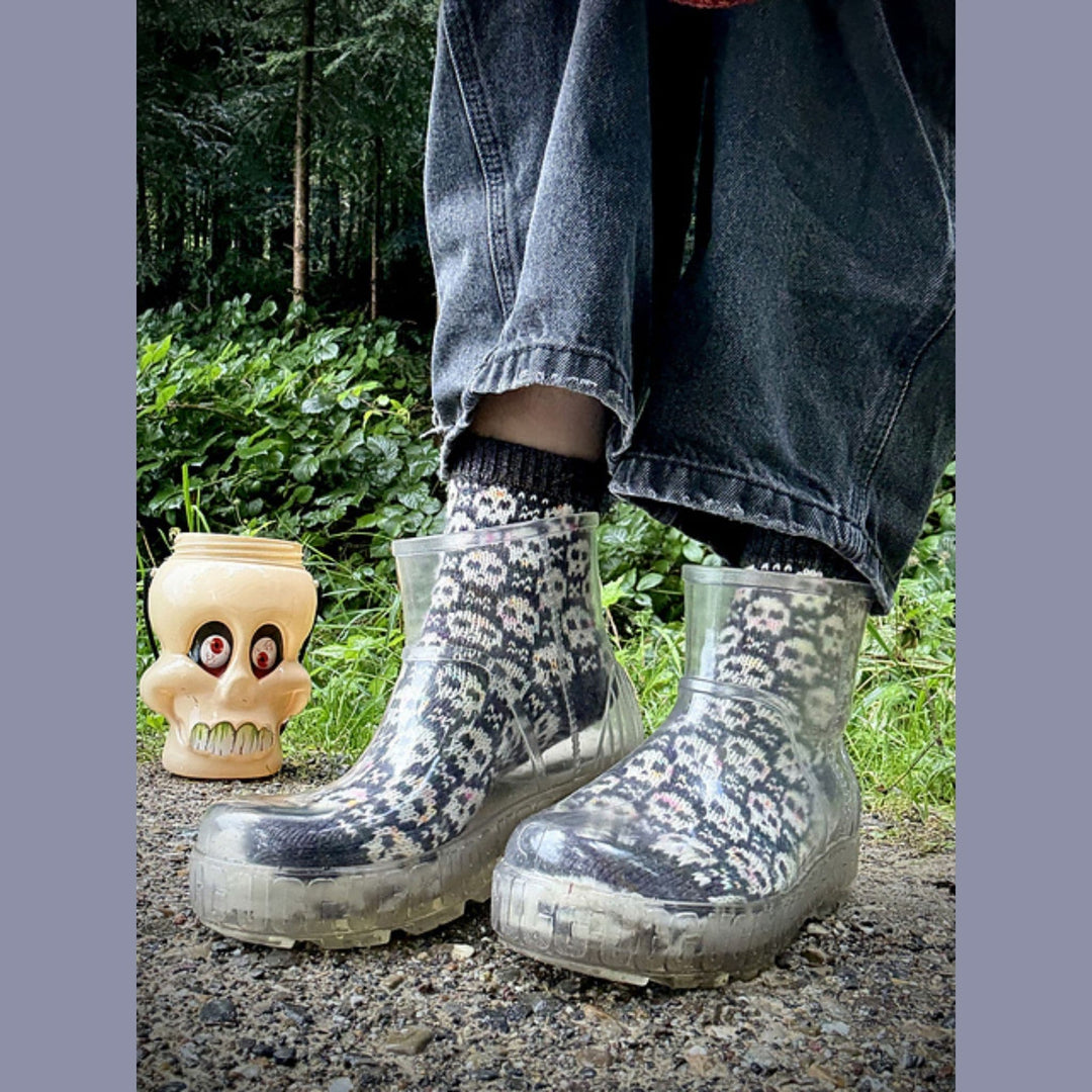 Spooktacular Socks by Stone Knits in Sisu