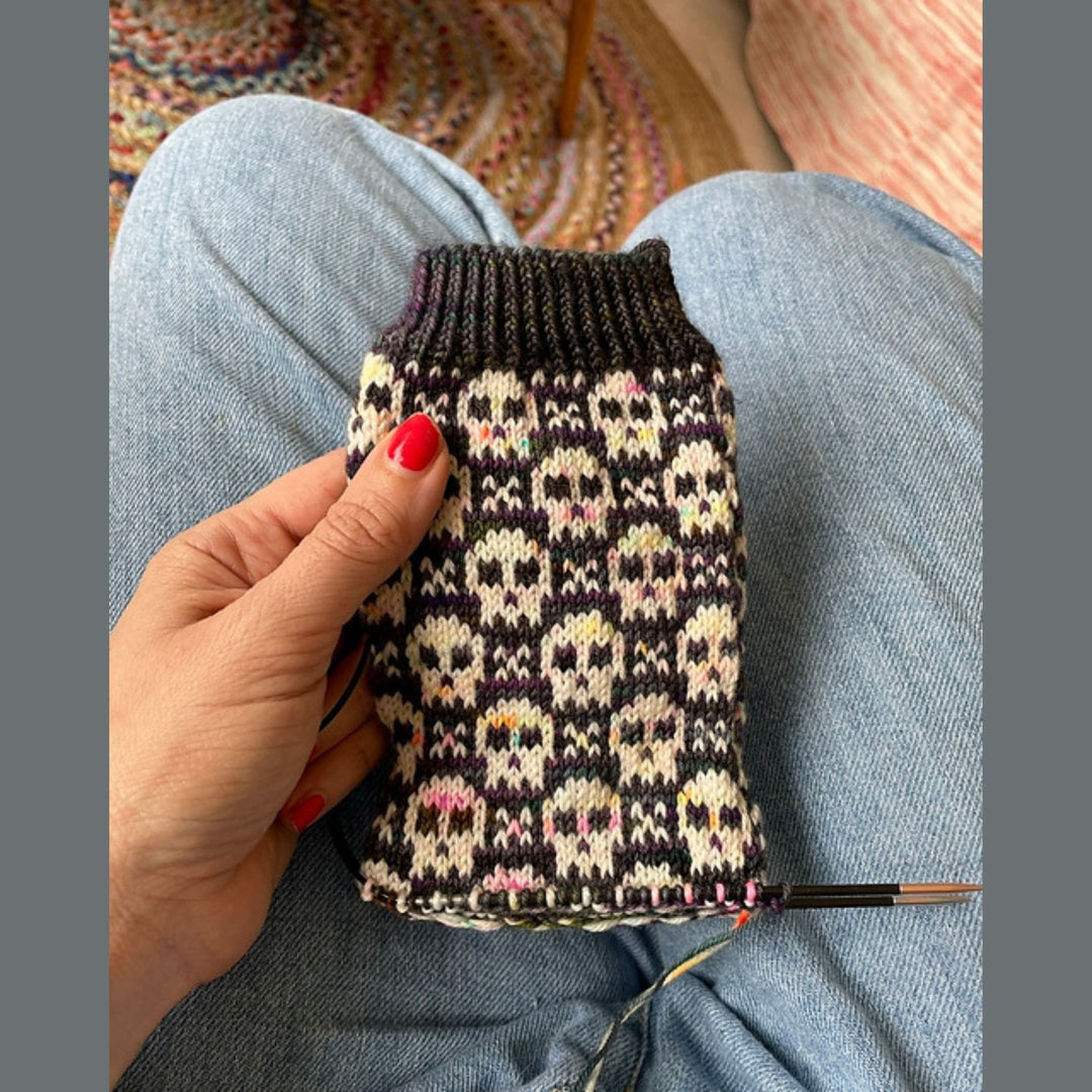 Spooktacular Socks by Stone Knits in Sisu
