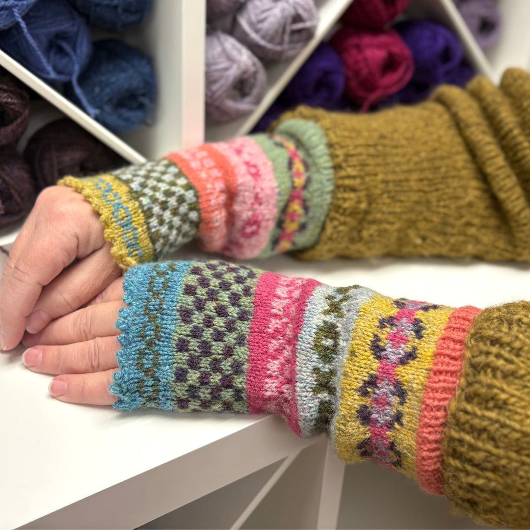 Dolly Mixtures Hat and Wristlets by Corinne Tomlinson in J&S 2ply