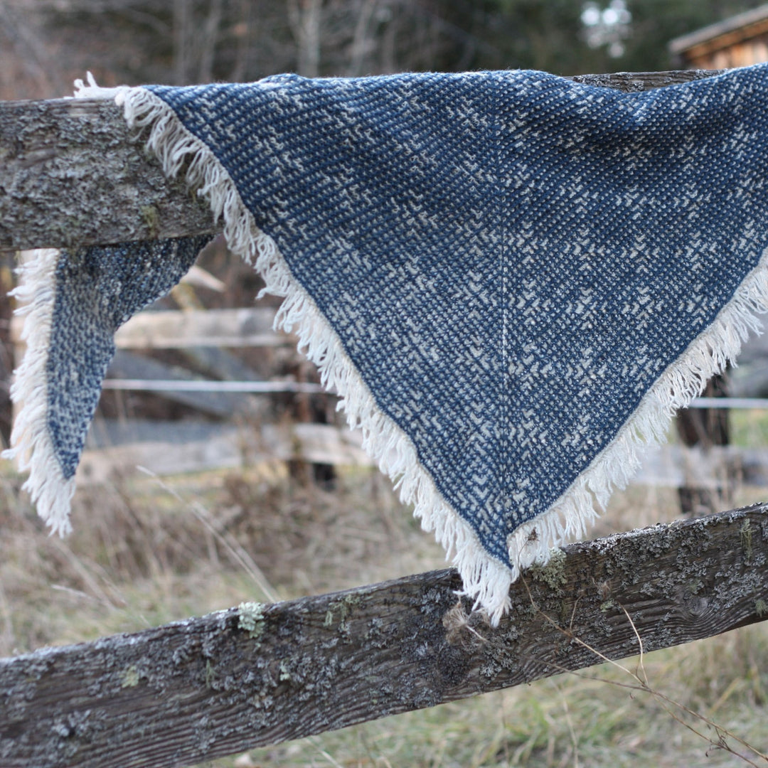 Bentley Shawl by Amy Christoffers in Rambler