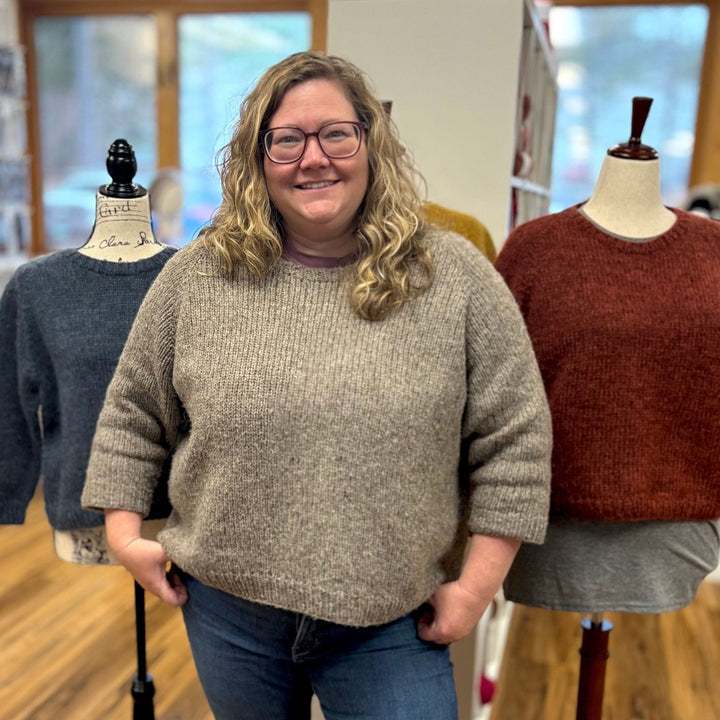 Vanilla's Big Sister Sweater by Corinne Tomlinson in WoolDreamers Manchelopis