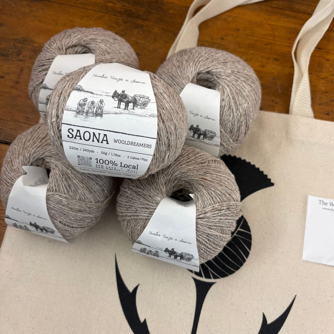 Estola Poniente by Arantxa Casado in Saona