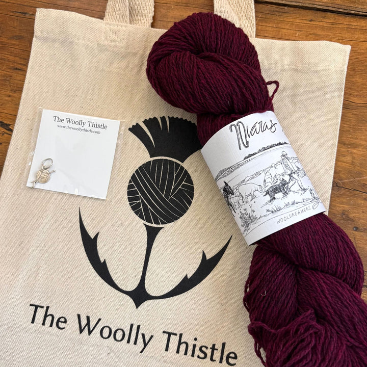 ROS Kerchief by Alicia Plummer in WoolDreamers 90 Varas