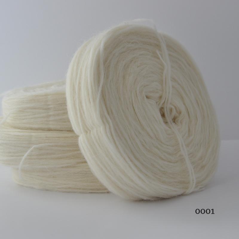 Plötulopi Unspun Wool in White - 0001