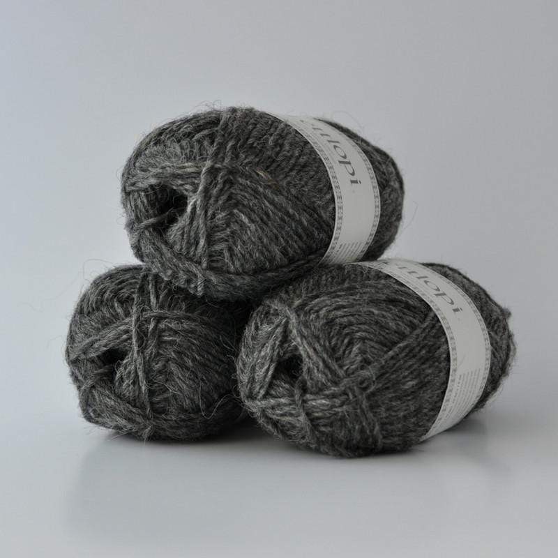 Ball of Lettlopi in colorway 0058 - dark gray heather.