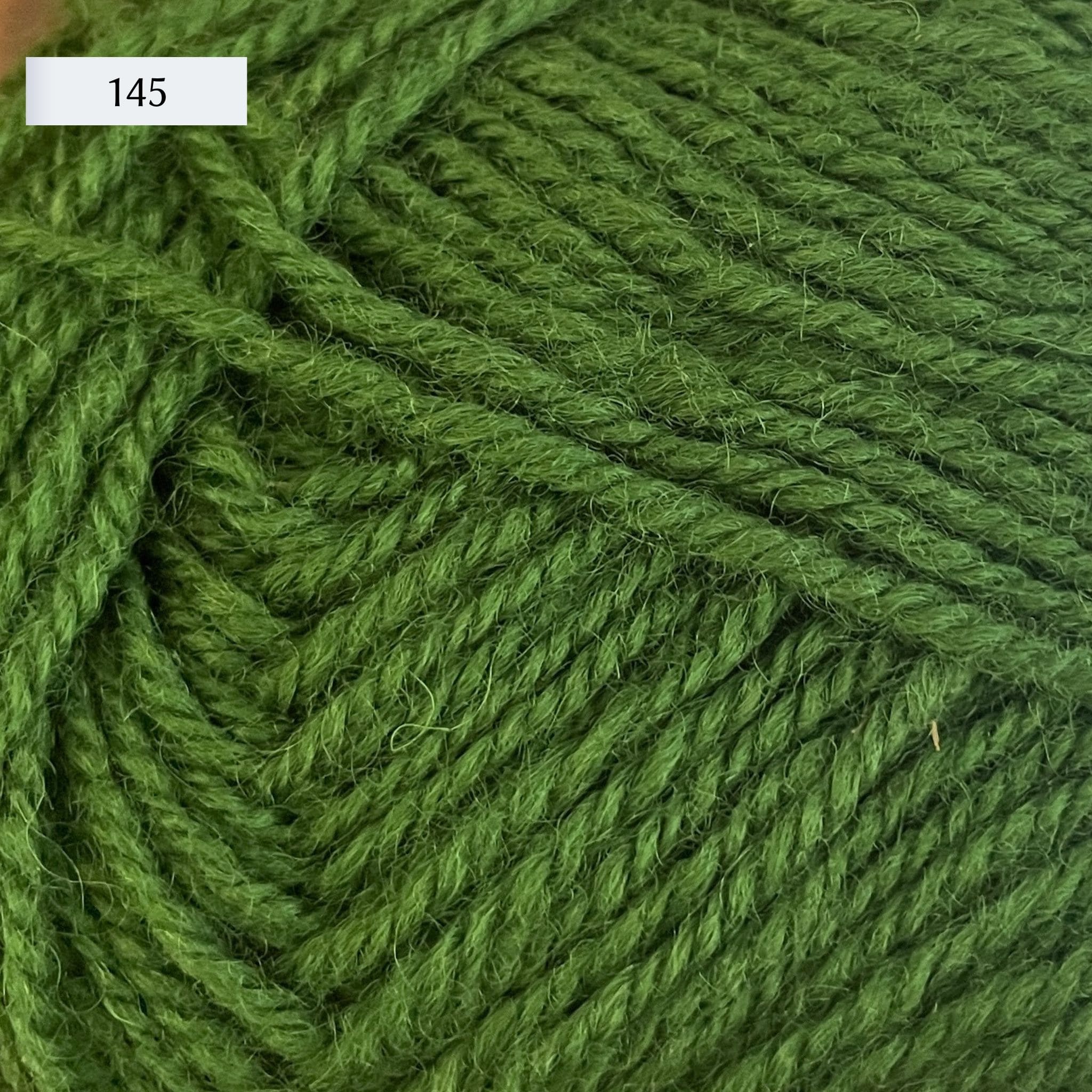 Rauma Strikkegarn, DK weight yarn, in color 145, bright grass green