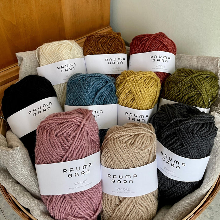 Basket with 10 colors of Rauma Vandre yarn 
