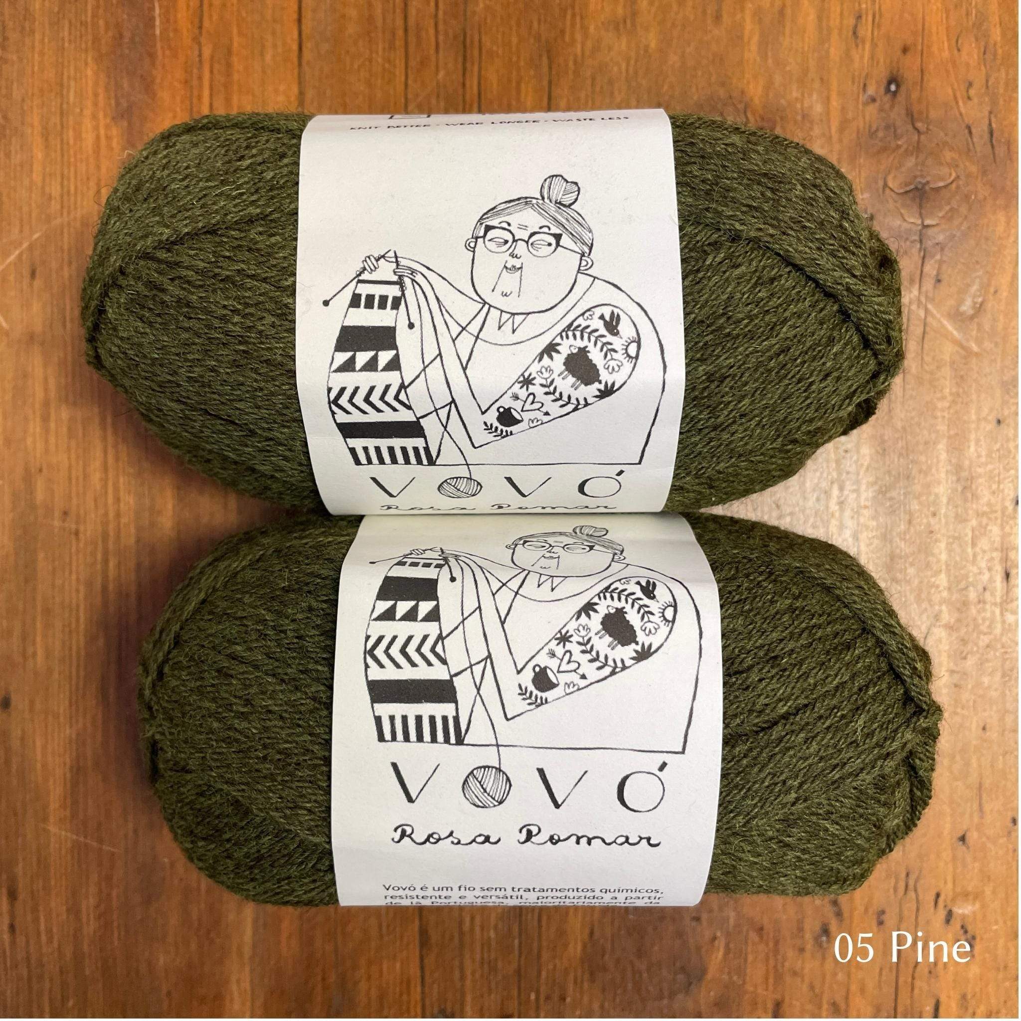 Retrosaria Vovo variant color 05 Pine, green with brown/gray undertone, showing label with grandmother knitting