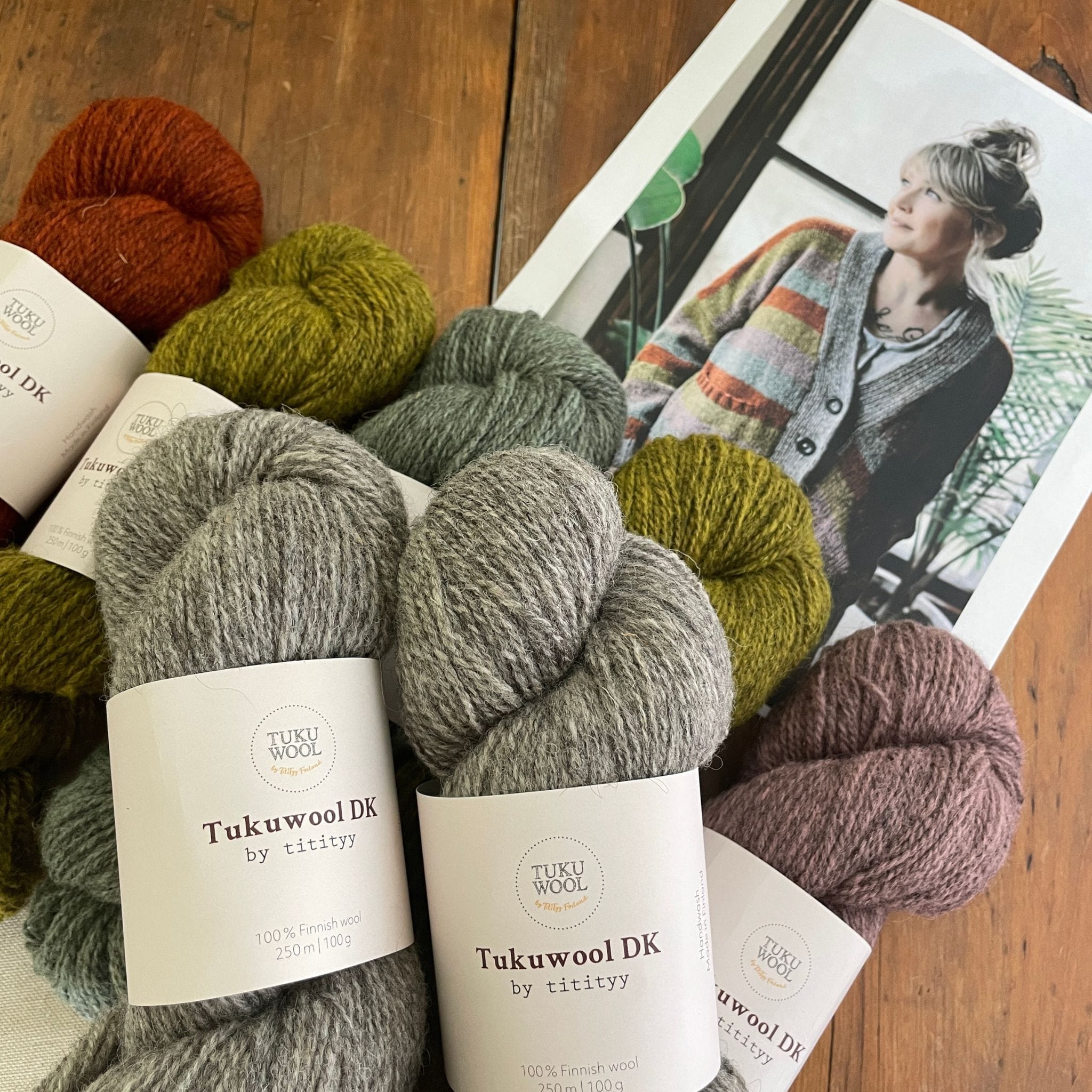 Douglas Cardi Yarn Set in Tukuwool by Andrea Mowry – The Woolly