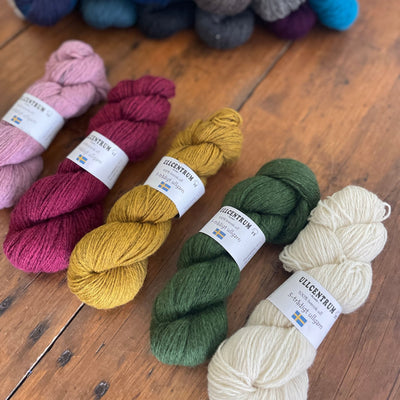 Mungo Worsted Weight Yarn – The Woolly Thistle
