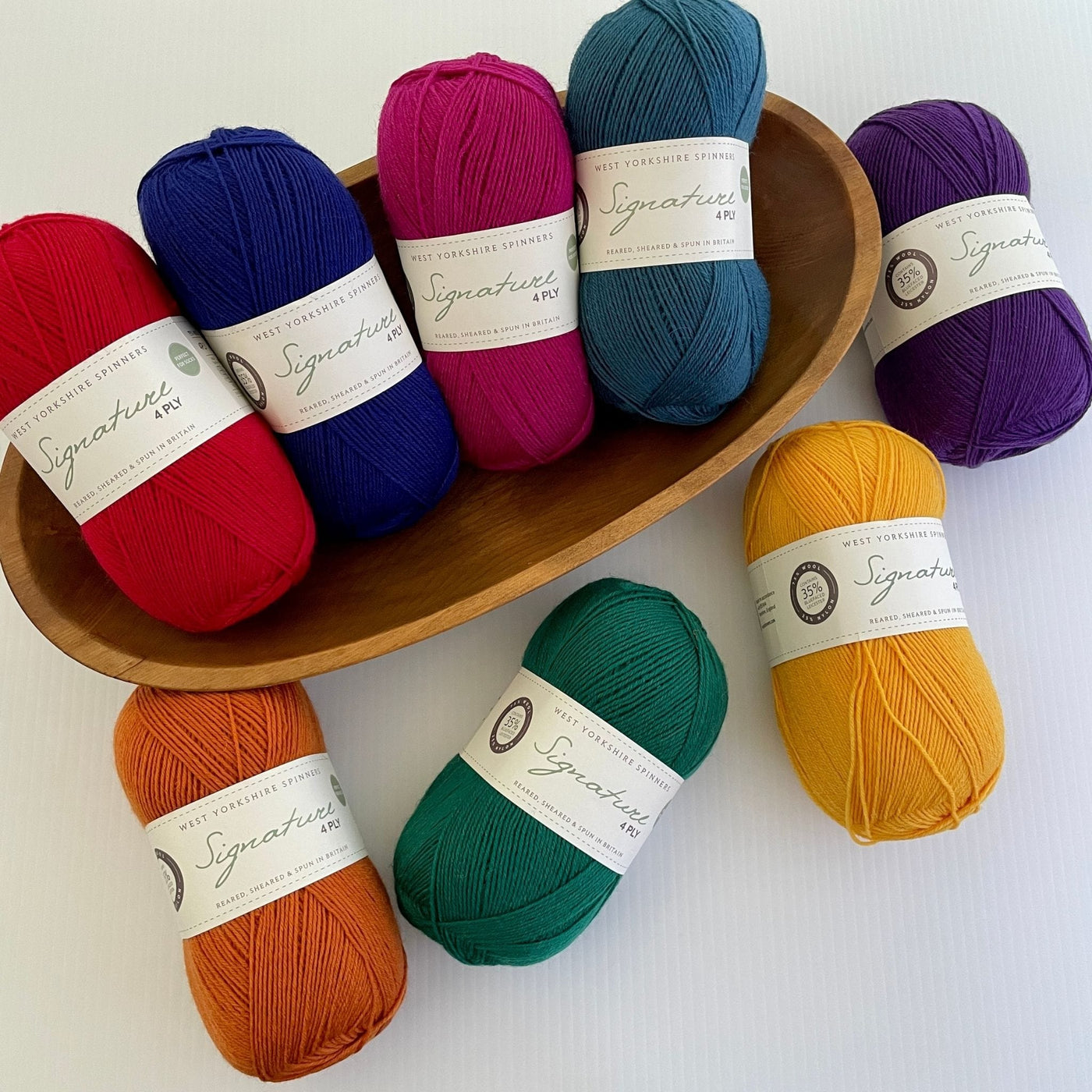 Signature 4 Ply - Multi-Colored – Wooden SpoolsQuilting, Knitting and  More!